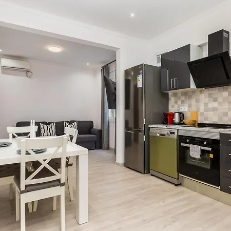 4br - 2bh 2 Min From Sagrada Familia Apartment *
