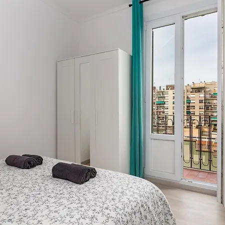 Appartement 4br - 2bh 2 Min From Sagrada Familia *